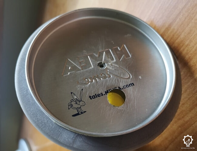 Część prototypu silnika Stirlinga – puszka z otworami